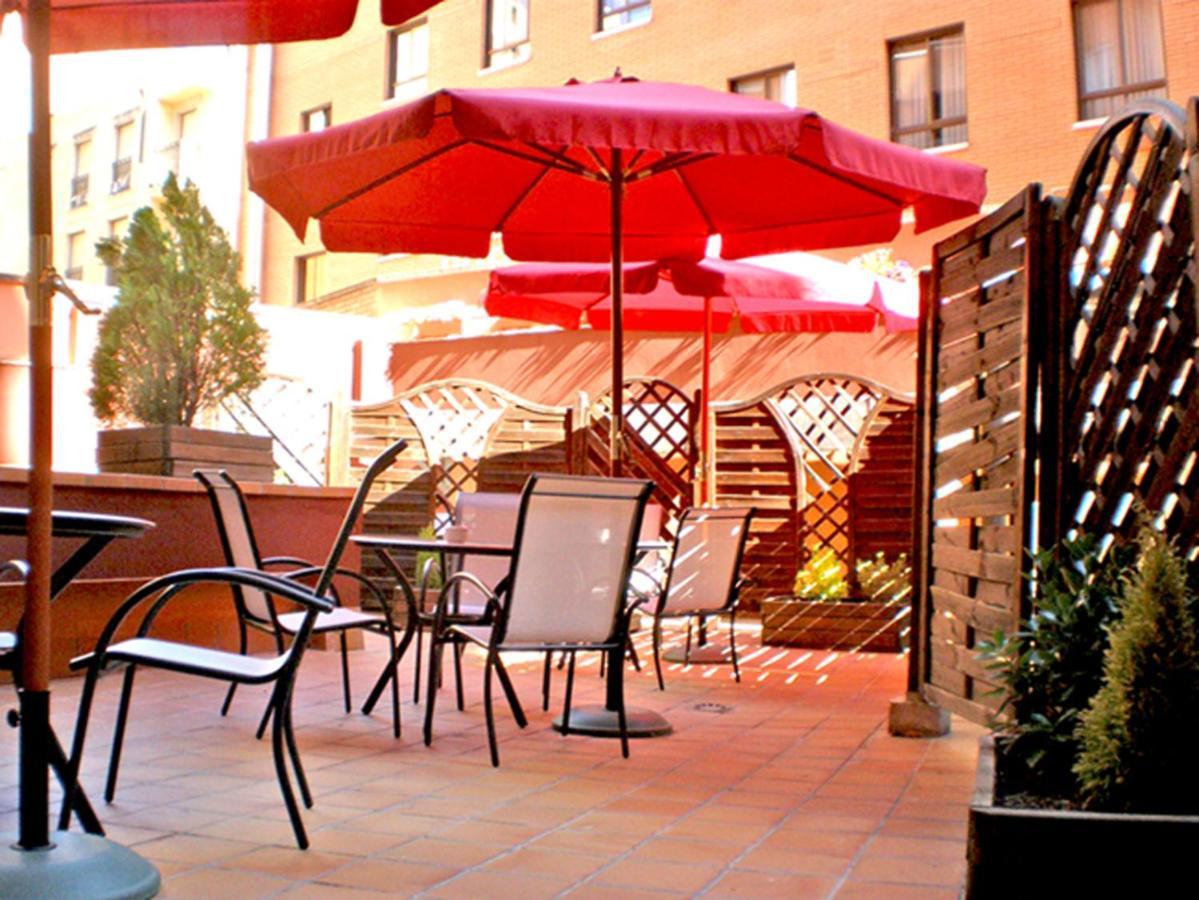 Hotel Murrieta Logroño Buitenkant foto